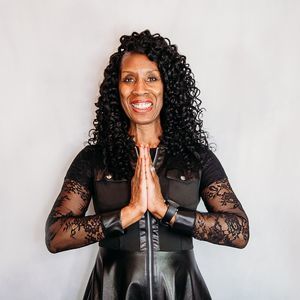 Meet your Posher, Fredina